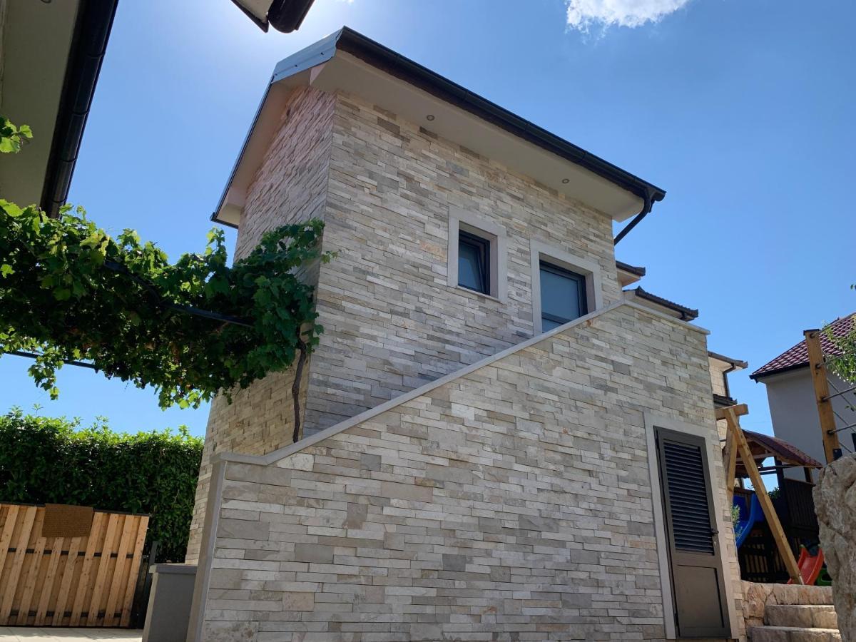 Kameni Dvori Villa Donji Prolozac ภายนอก รูปภาพ